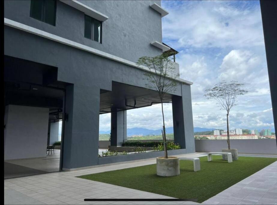 Attractive 3 Bedroom Condo With Pool-D Raudhah Homestay Kajang Exterior foto